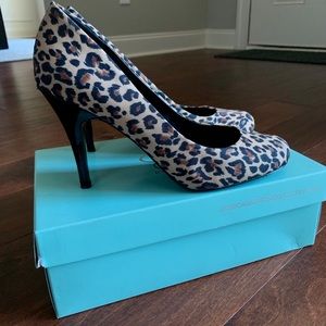 Leopard print Jessica Simpson Heels